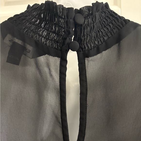 Elegant sheer Smocked Mock Neck Tie Front Top - Picture 4 of 5